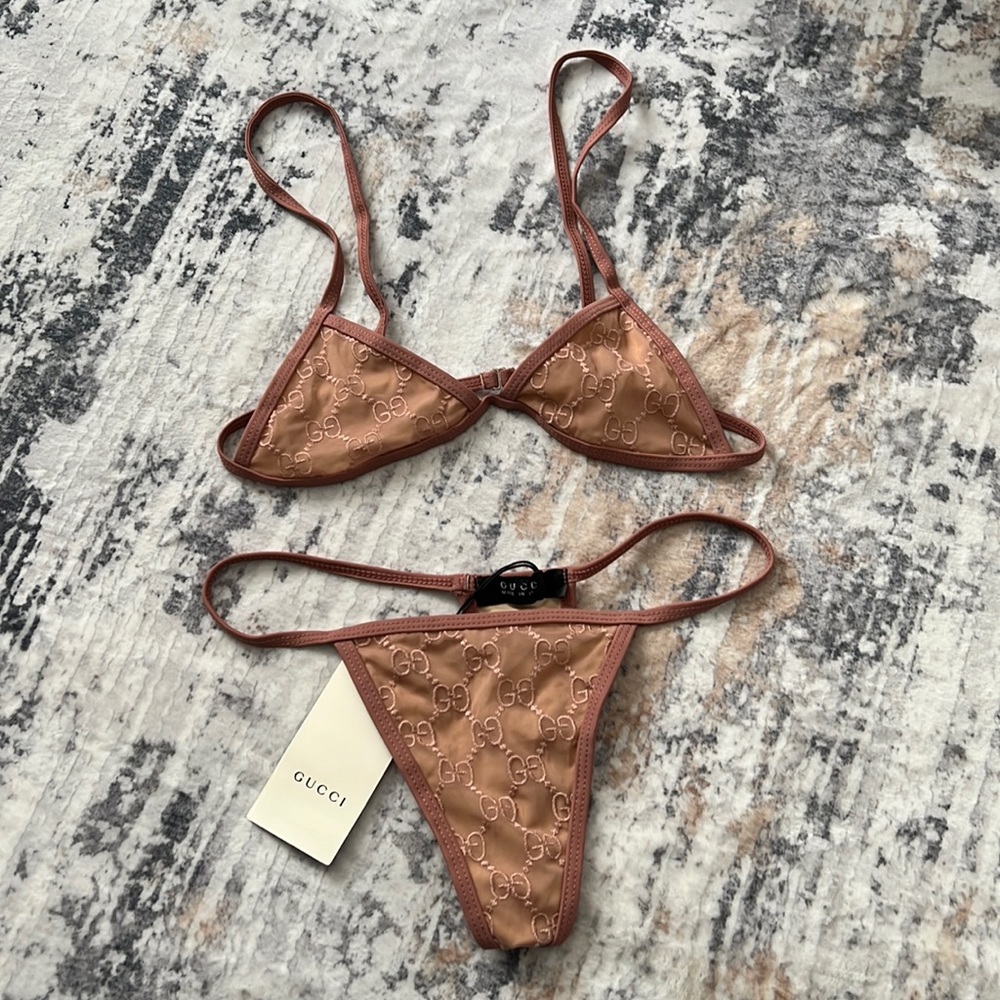 GG micro bikini